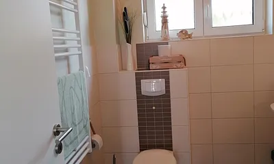 Bad mit WC u. Dusche