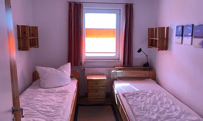 Kinderzimmer (2 Einzelbetten)