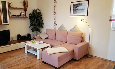 Wohnzimmer - FeWo II im Obergeschoss 