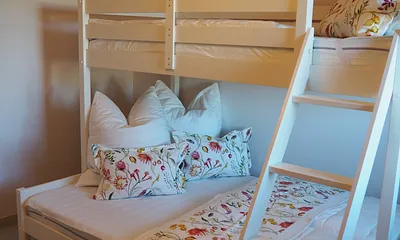 Ferienwohnung Hafenidyll Nr. 11 - 1. Schlafzimmer / 2 getrennte Betten