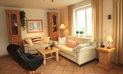 Die gemütliche und bequeme Couchgarnitur lädt zum Relaxen ein