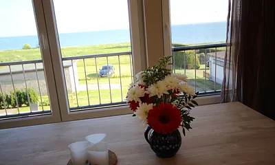 Sie haben direkten Blick aufs Meer