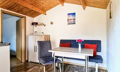 Holzhaus  am Waldesrand, 2-Zimmer-Ferienhaus (Holzhaus)