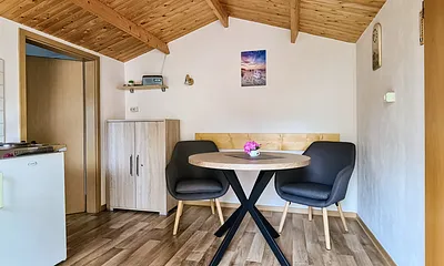 Holzhaus  am Waldesrand, 2-Zimmer-Ferienhaus (Holzhaus)