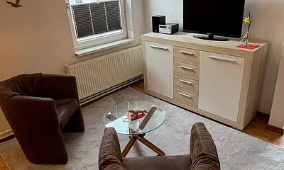 Wohnbereich mit LED-TV
