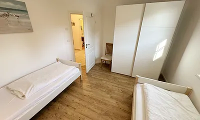 2. Schlafzimmer mit 2 Einzelbetten
