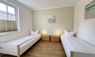 2. Schlafzimmer mit 2 Einzelbetten