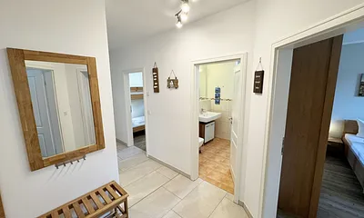 Flur mit Garderobe