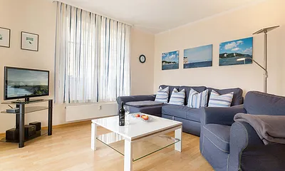 Flat-TV, HiFi-Anlage und kostenfreies WLAN sind natürlich vorhanden.