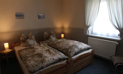 2. Schlafzimmer mit separaten Betten