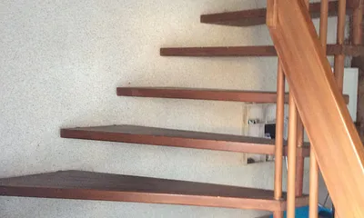 Treppe ins Obergeschoss 