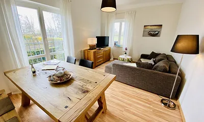 "Bootshaus", PKW-Stell+WLAN gratis, 3-Zimmer-Ferienwohnung (Holzdeck)