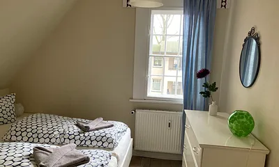 Elternschlafzimmer mit Südfenster