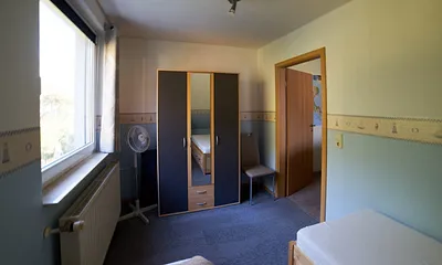 Schlafzimmer 2