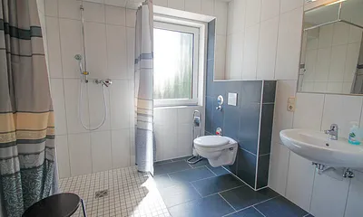 Spielplatz direkt am Haus