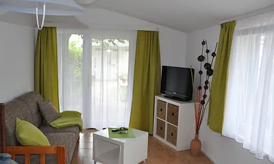 Wohnküche mit Schlafcouch