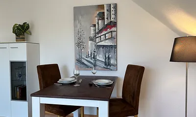 GEMEINSAMES ABENDESSEN