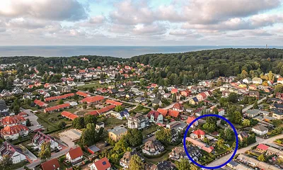 Luftaufnahme mit Blick zur Ostsee.