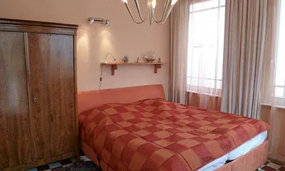 Zweites Schlafzimmer - hochwertiges Doppelbett mit Motorverstellung