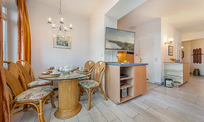 WLAN steht in der Fewo kostenfrei zur Verfügung.