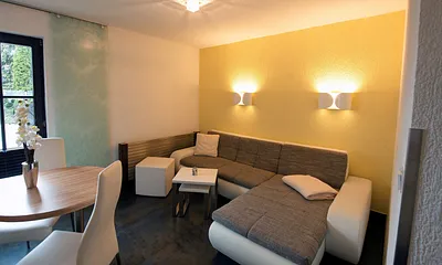 Sitzcouch mit Aufbettungsmöglichkeit