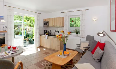 "Usedom Ahoi" - idyllisch im Grünen und strandnah, 2-Zimmer-Ferienwohnung (Nr. 1)