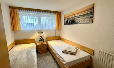 Schlafzimmer 2