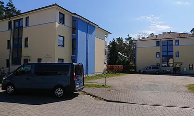 Haus "Buntspecht" mit großem Parkplatz