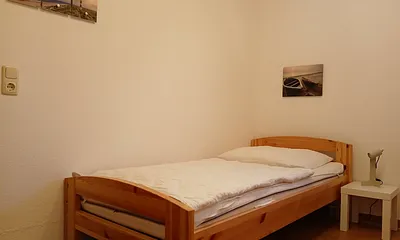 2. Schlafzimmer
