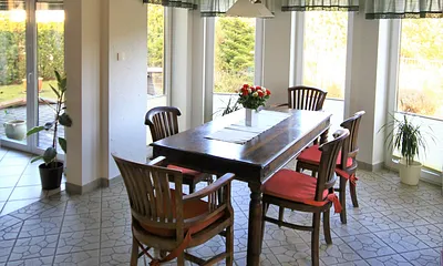 Essbereich, Zugang zur Terrasse und Garten