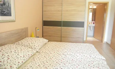 1 Schlafzimmer mit Dusche/WC