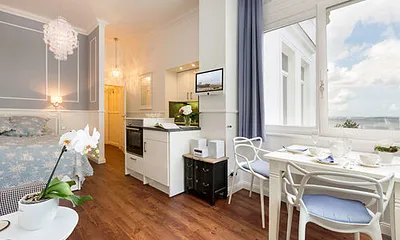 Blick zur Küchenzeile.