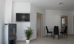 Essbereich mit Kamin