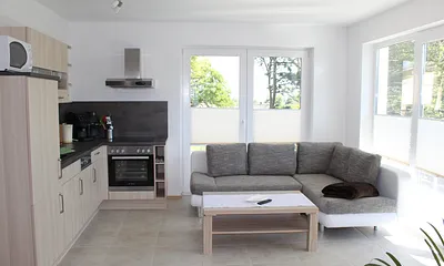 Villa Sara, 3-Zimmer-Ferienwohnung (Hövt mit Balkon)