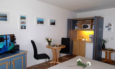 Blick in den vollausgestatten Küchenbereich