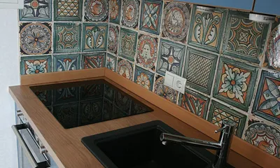 Küchenzeile mit Backofen u.Geschirrspüler