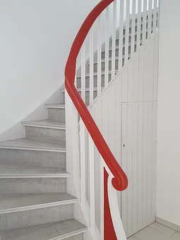 Die Treppe ins 1. OG