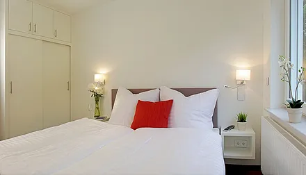 1. Schlafzimmer mit Doppelbett