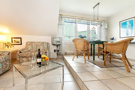 Das App. "Seebrise" ist eine schöne, helle Ferienwohnung. WLAN steht kostenfrei zur Verfügung.