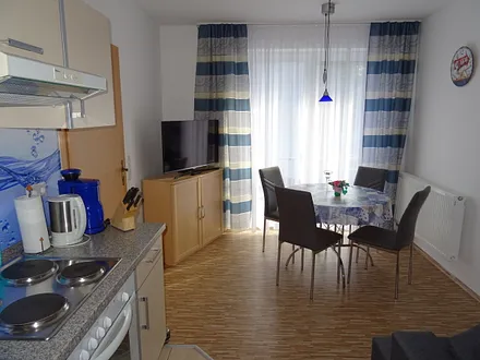 Wohnzimmer mit Essecke