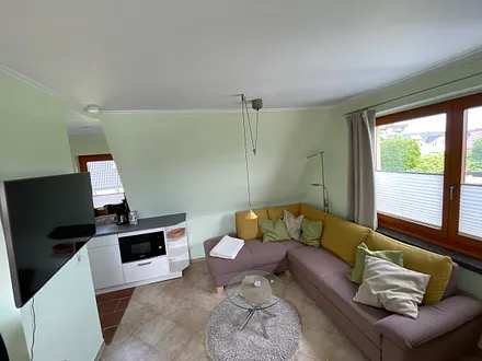 Wohnlandschaft mit Schlafmöglichkeit