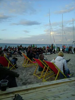 Musik im Sand