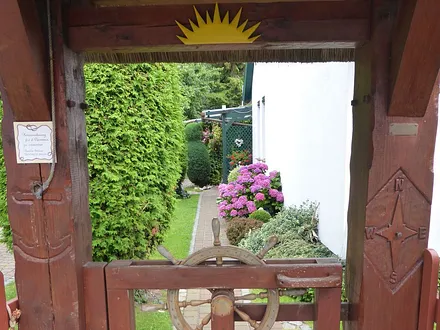 maritimes Eingangstor