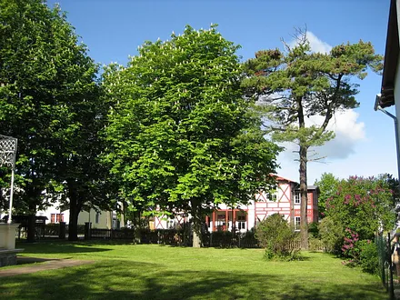 Gut 2700m² Garten - zur Erholung und Benutzung.