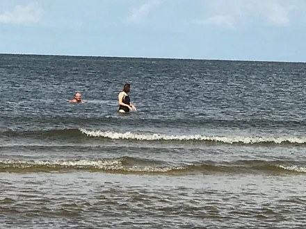 ausgelassener Badespaß