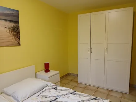 Schlafzimmerschrank Lotse