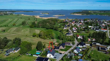 Luftbild vom Haus mit Grundstück und Umgebung 2026