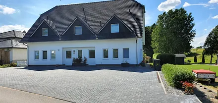 Neuer Parkplatz 2024