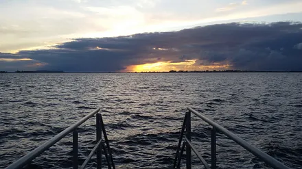 Badetreppe am Hafen in Wiek