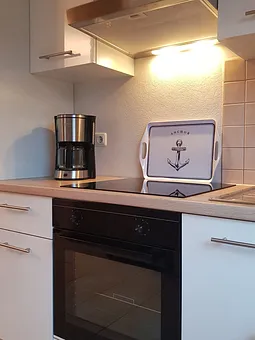 Ceran-Kochfeld, Backofen, Dunstabzug